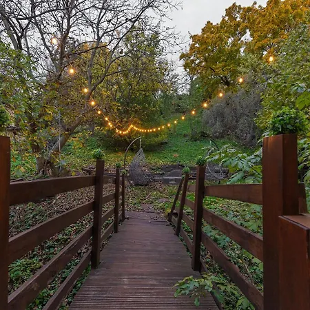 Luxurious Flat 160m2 In Center, 3 Bedrooms, Ac, Garden, Parking